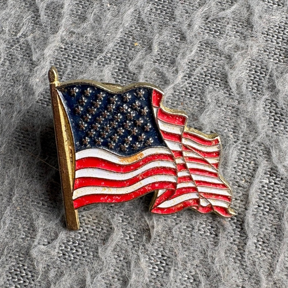 American Flag Waving Lapel Pin Gold Tone Red White Blue Enamel Patriotic USA
